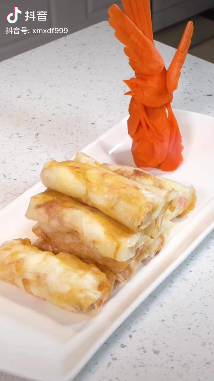 好吃到爆年轻就要真材实料美食分享美食美食vlog沙律海鲜卷卷卷抖出我