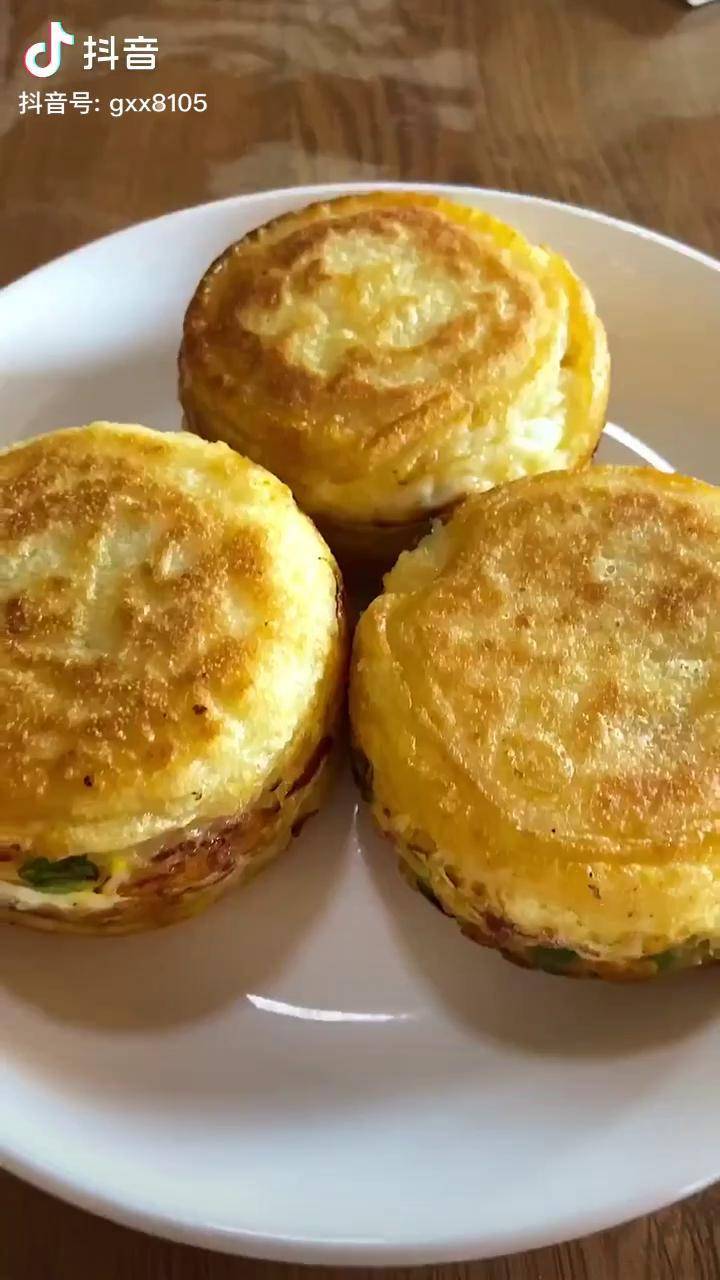 抖音美食制作人1个人摆摊就能操作的鸡蛋汉堡欢迎大家加入学习鸡蛋