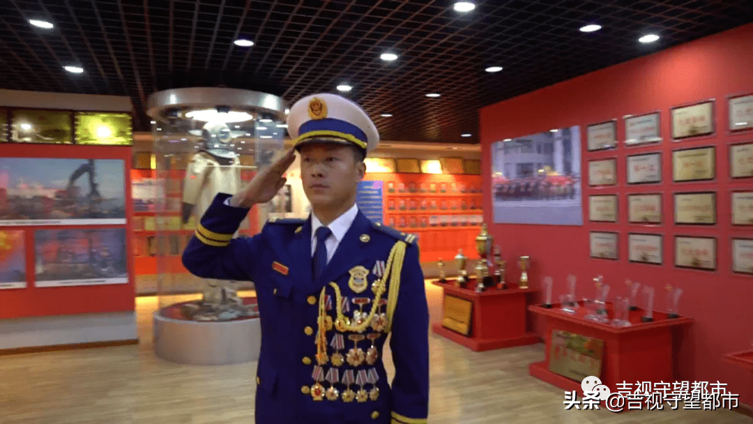 五四青年赴汤蹈火正青春刘亮