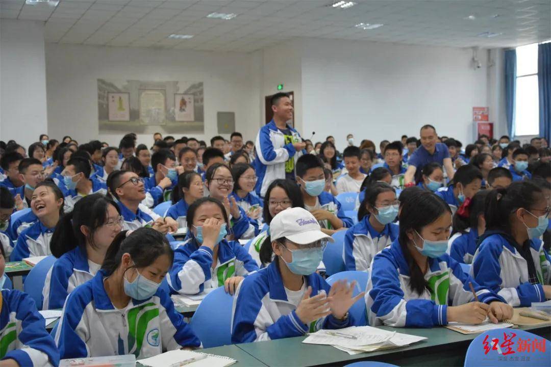 学弟|追星就追这样的星！北斗女神和力学家青年节回母校，学弟学妹变迷弟迷妹