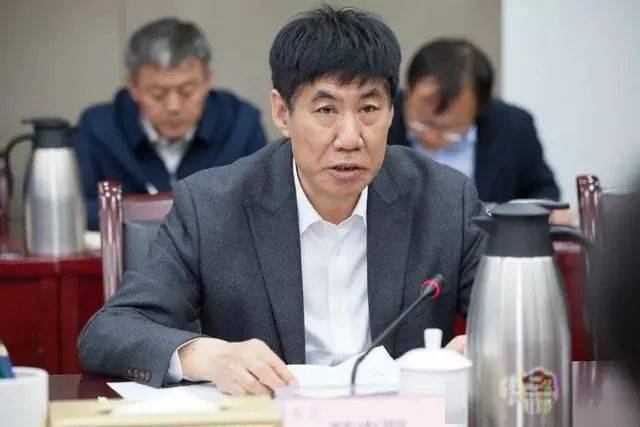 韩来聚在讲话中指出,钻井院西部分院要当好胜利工程服务保障西北工区