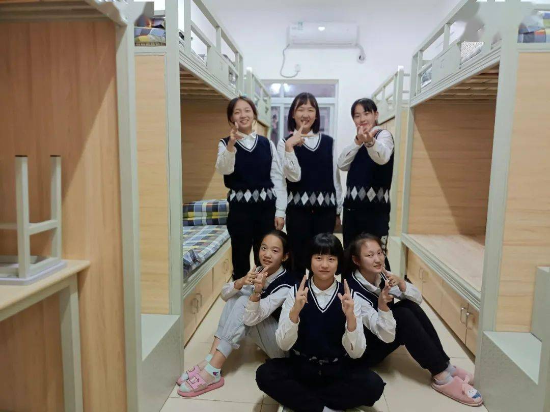 自理自立人人都是生活小能手绵阳中学英才学校2021年度学生生活技能