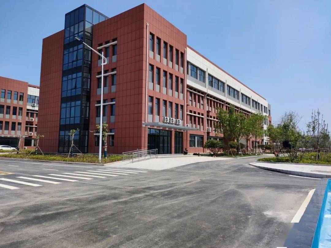 郯城四中喜迎新校区搬迁