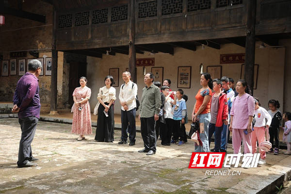 龙家大院,谈文溪村,南国武当山,骆铭孙村,河山岩村,李家大屋,夏源村等