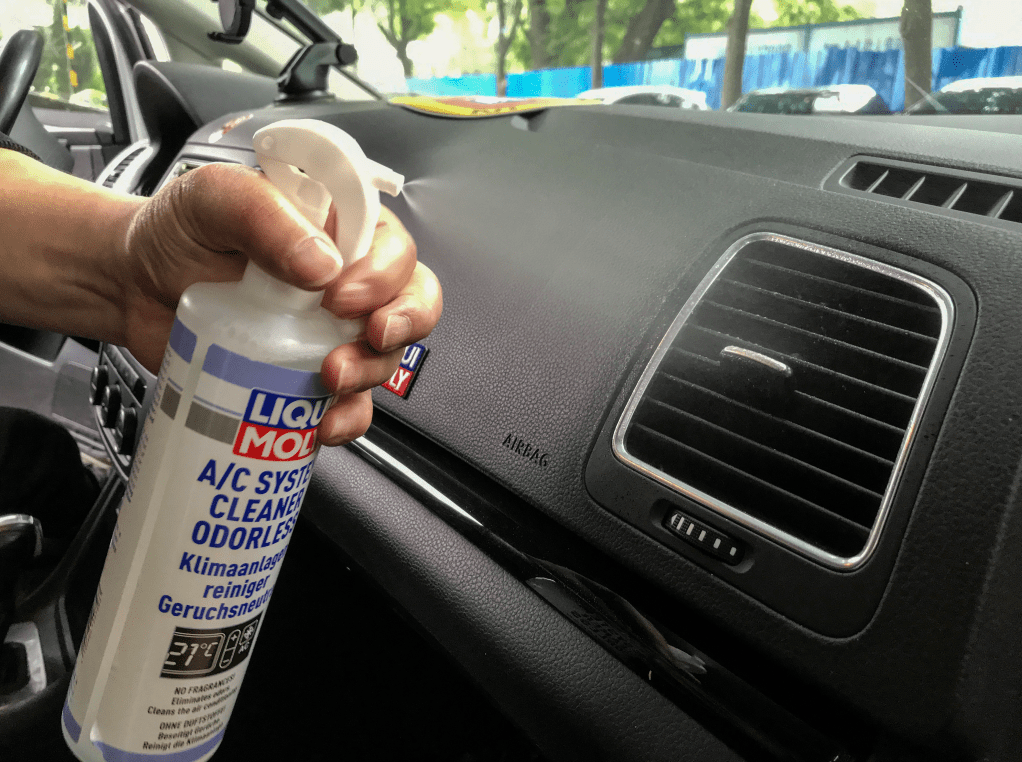 怎么去除车内的汽油味儿 b2087b98721743b9b35935d35c9a3160.png