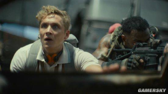 扎导《活死人军团》新片段:丧尸老虎惊呆众人