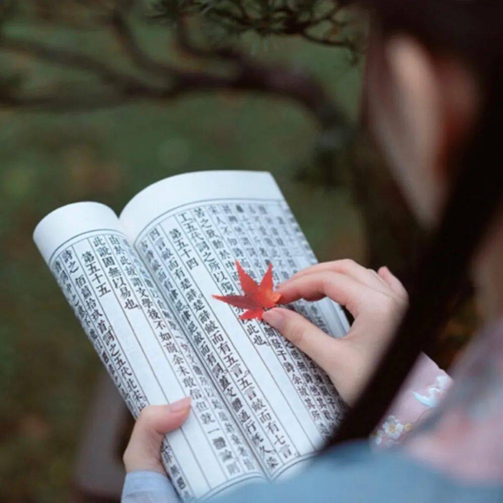 古风唯美意境图浮云一别后流水十年间