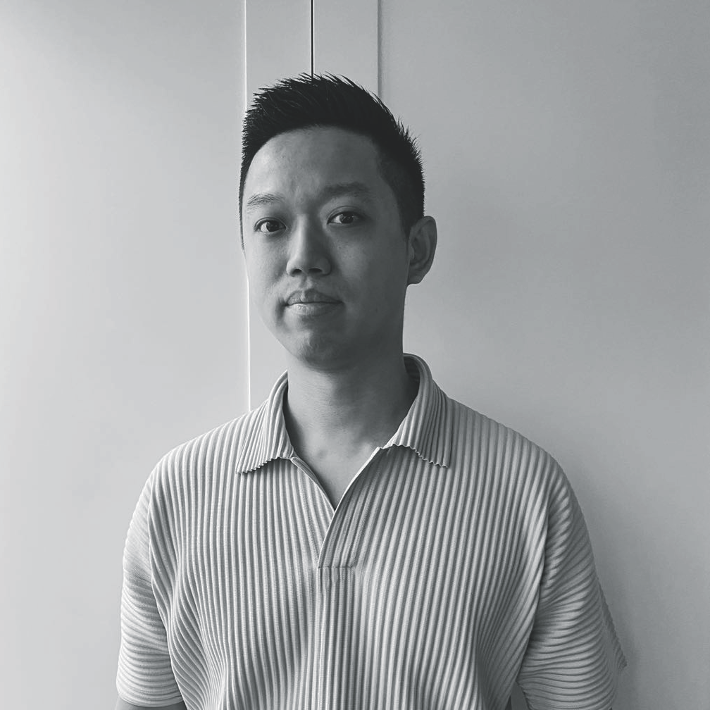 设计师丁进red arc studio创始人,设计总监。于2013年成立的上海红弧建筑装饰