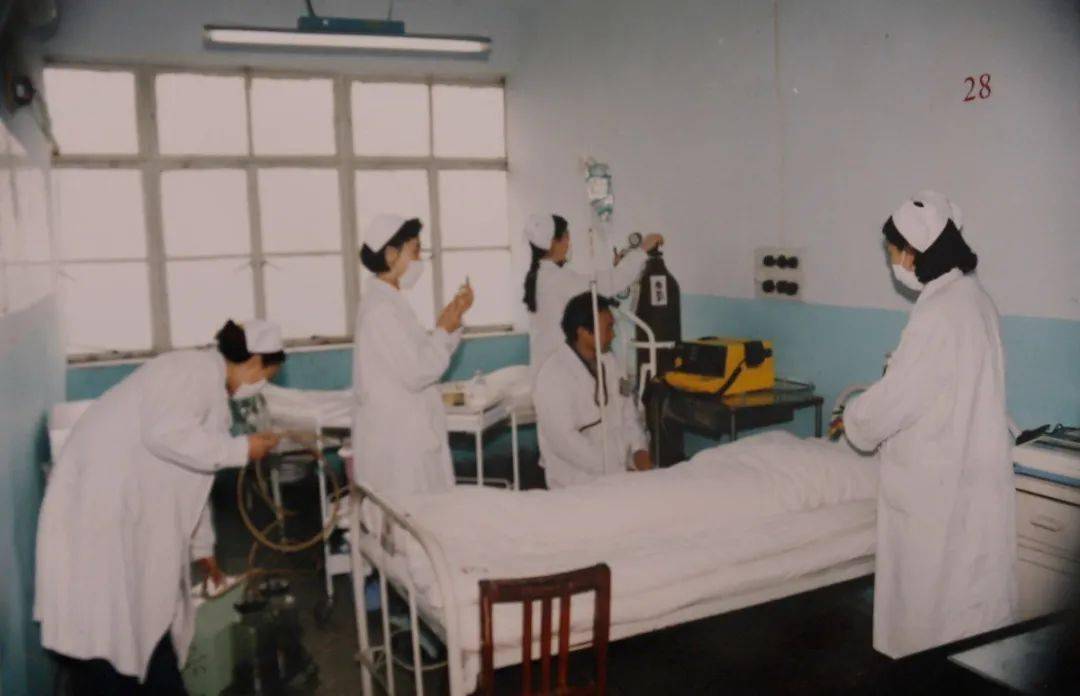 90年代病房图片