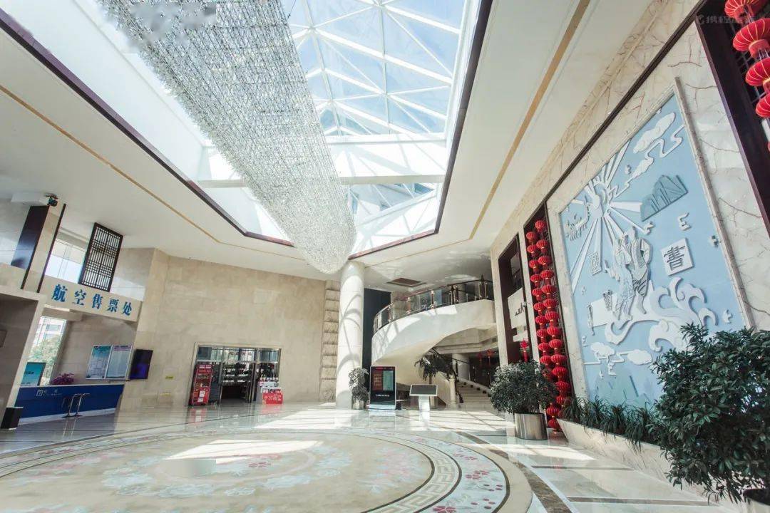 固原禧悦酒店固原禧悦酒店是一家集住宿,餐饮,会议为一体的高端商务