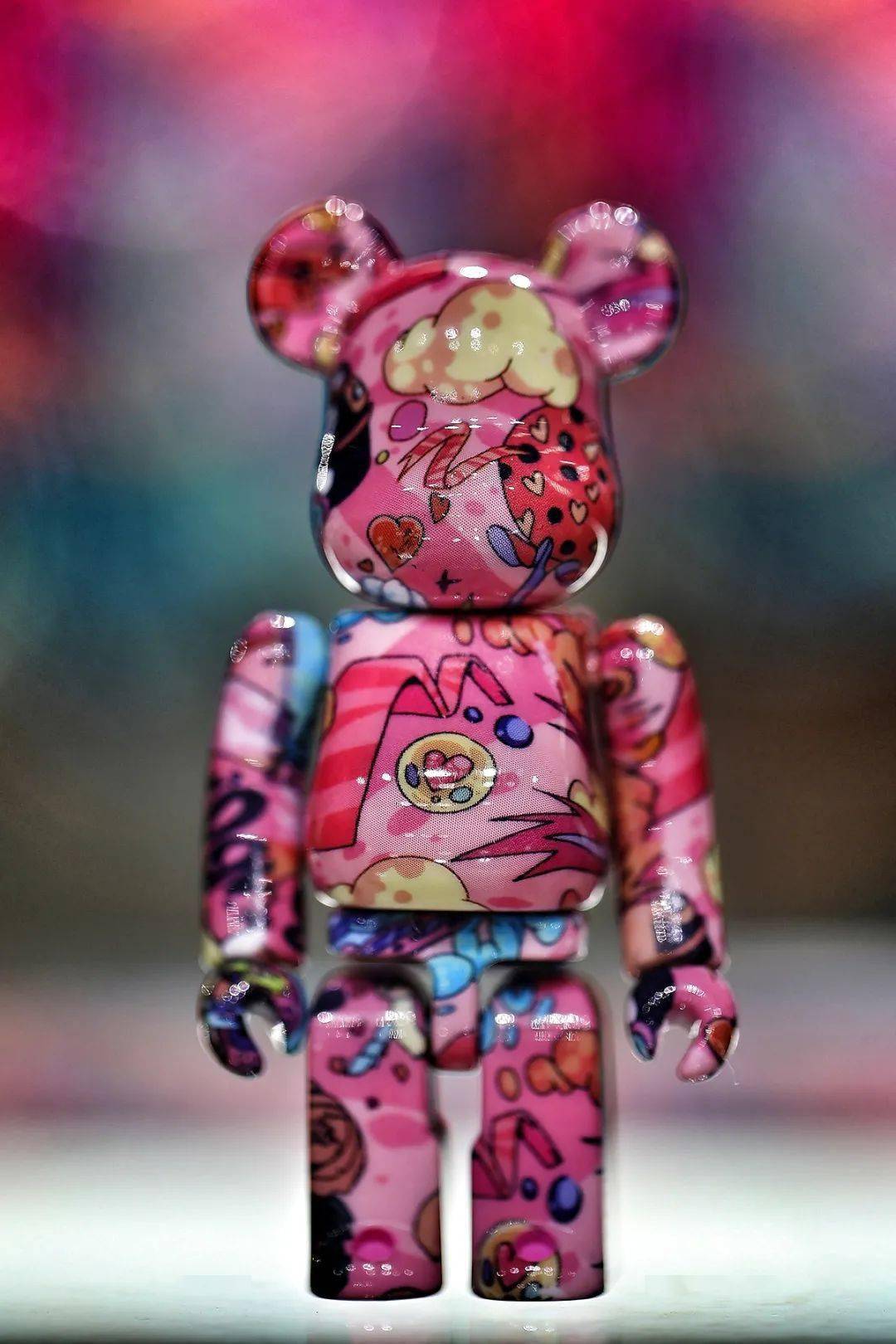 在次世代的今天,qq更是致力于将电影,街头文化,以及潮流时尚等元素