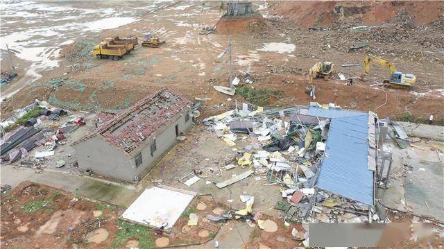 组图丨武汉蔡甸区龙卷风过境现场