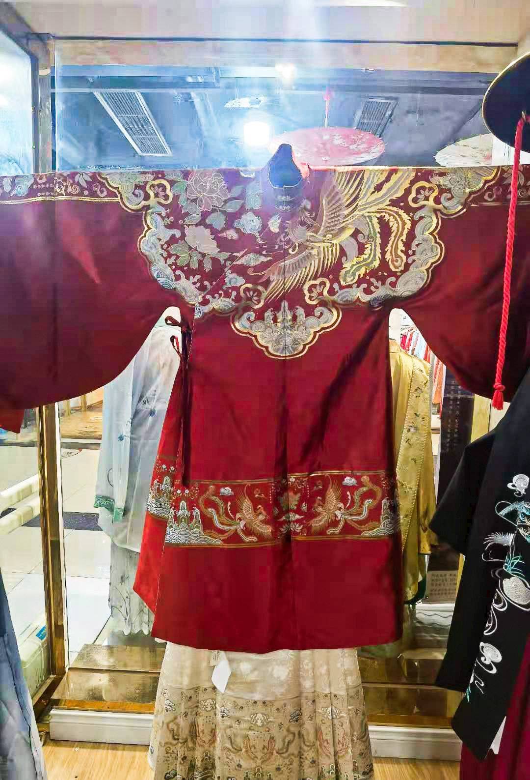 对话成都汉服厂家和商家探寻成都汉服热的原因