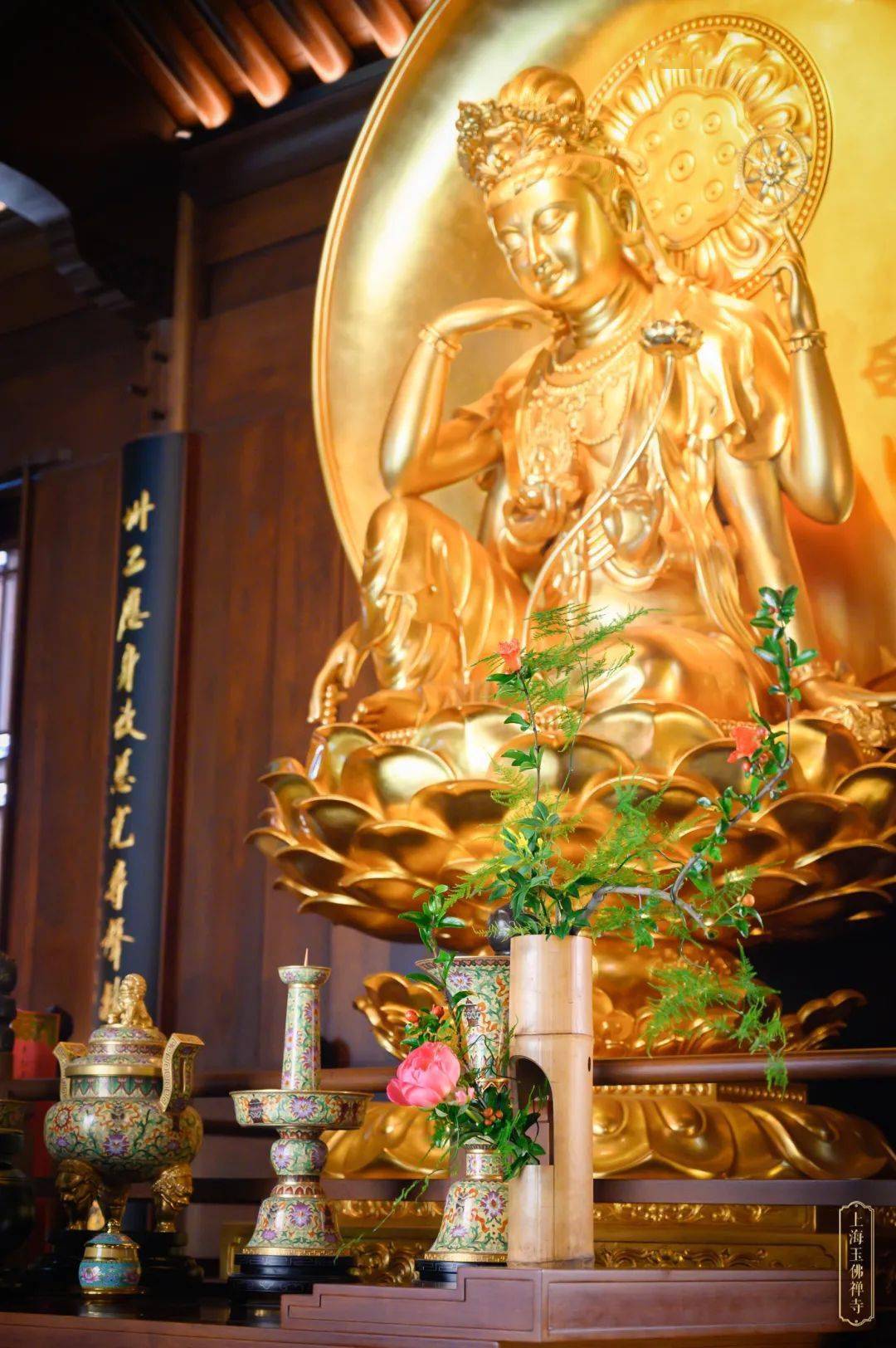 文殊圣诞供花丨精进不辍种善因,前程锦绣节节高_菩萨