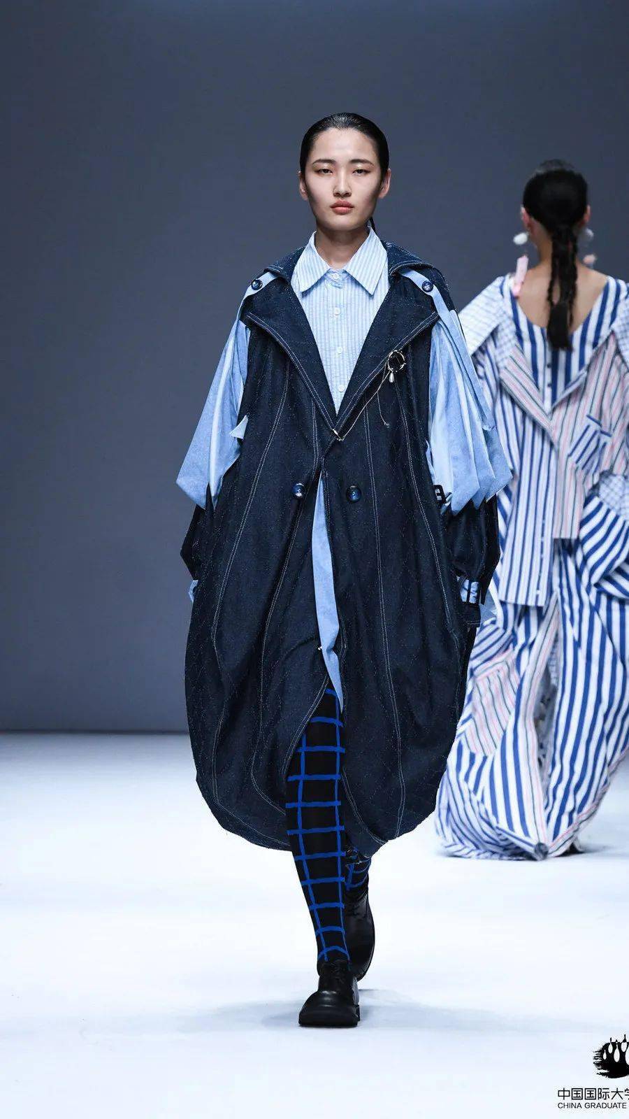 2021大学生时装周服装设计毕业作品发布day1中国美院四川美院浙江理工