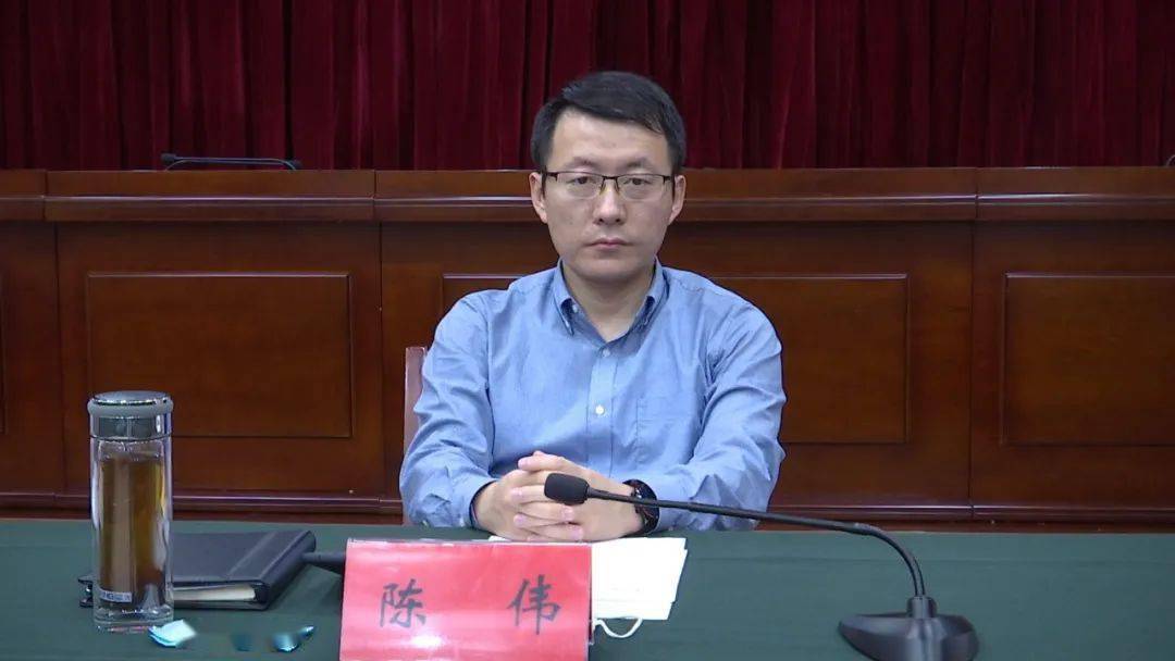 县委常委会会议暨县疫情防控工作领导小组会议召开_成俊