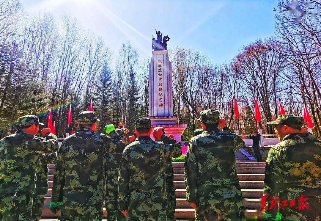 李兆麟奇袭老钱柜