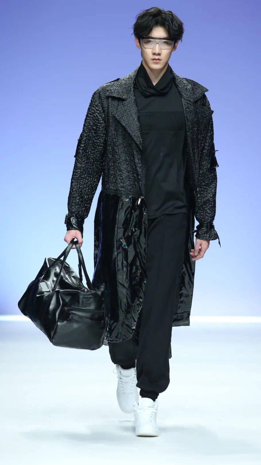 2021cgfw中华女子学院艺术学院后疫情时代的功能性服装设计