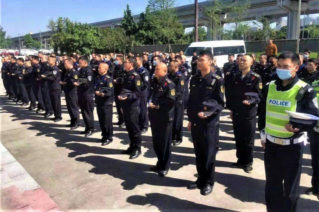 规范化中队建设加强执法队伍规范化建设推进城市管理精细化