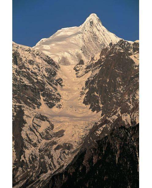 卡瓦格博峰1991山难图片