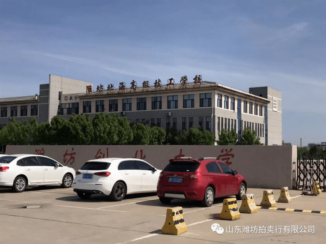这里新概念书城吸引着千家万户;这里新迈尔数字小镇企业员工3千多人