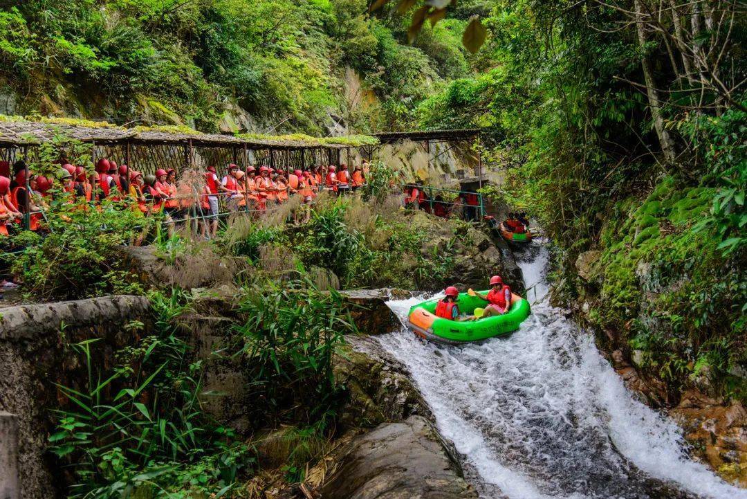 本週六118元清遠筆架山全程漂流一日遊山水狂歡激情開漂冒泡旅遊