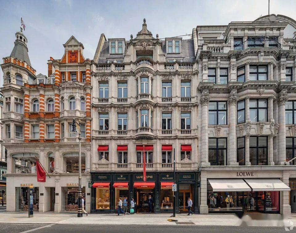 wempe邦德街旗舰店内部结构:目前关于买家的信息尚未公开,卖家则是