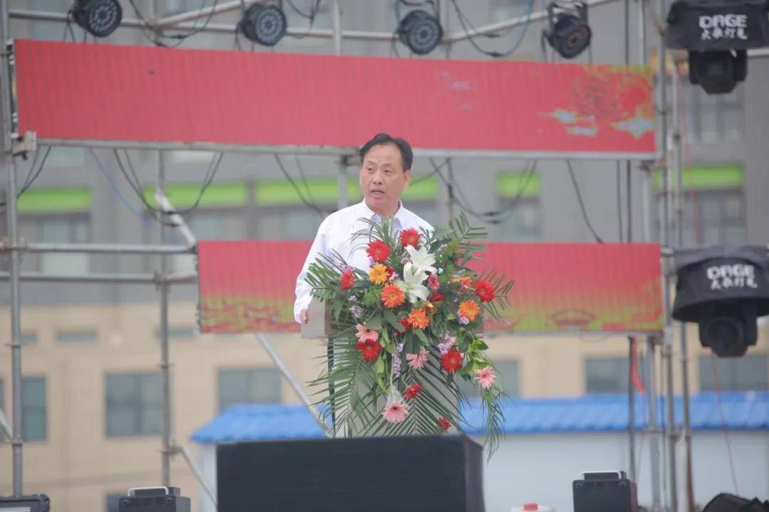 春辉奥特莱斯奠基仪式暨群星演唱会精彩落幕商丘迎来奥特莱斯