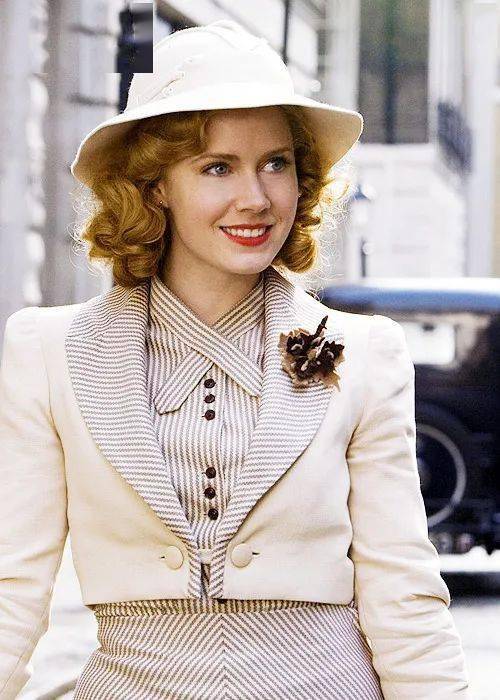 时髦办 | 你以为她是"傻白甜",实际上腹黑得狠?