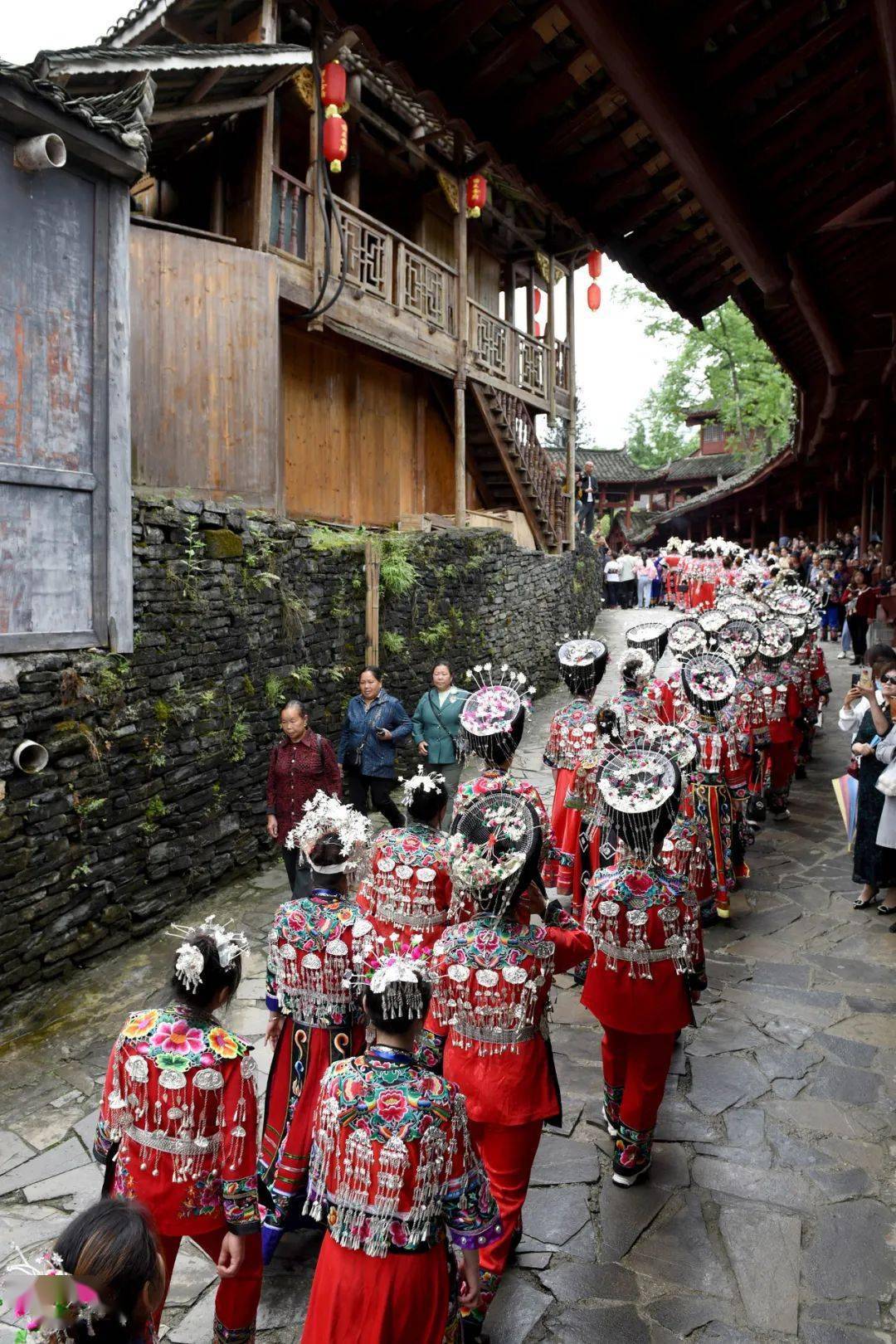 赴一场美丽的约会东部苗族四月八浓情启幕