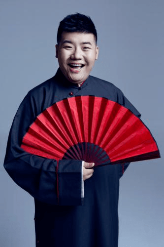 高晓攀的"傻弟精哥"cp尤宪超,自幼在津跟随众多曲艺名家田立禾,刘俊杰