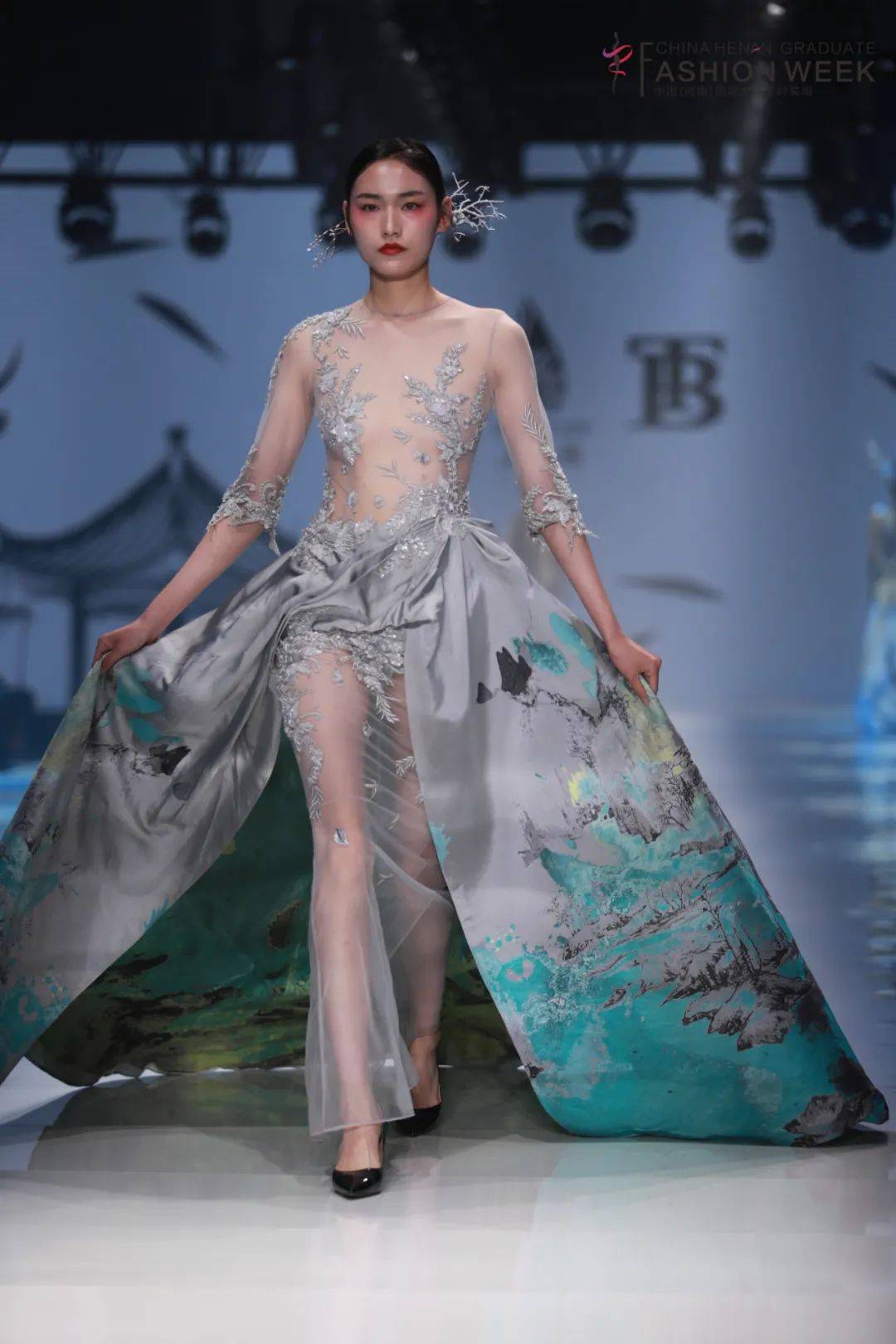2021中国(河南)国际大学生时装周暨青年时尚创意文化节开幕