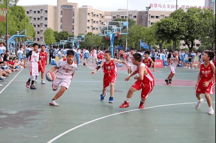 少年热血气吞万里如虎校长杯篮球赛小组赛报道