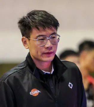 专访周鲁男:补强内线 未来可期本赛季cuba,随着孟翔和夏启航的退役