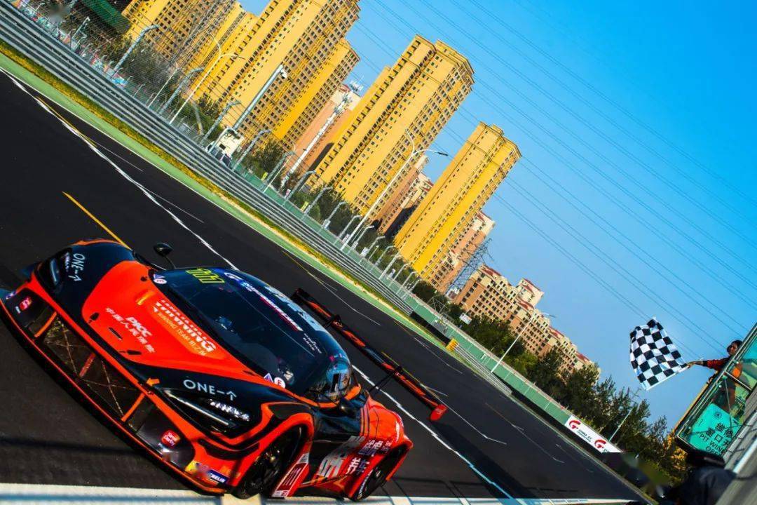 迈凯伦胜之队亮相本届苏州gtshow展会