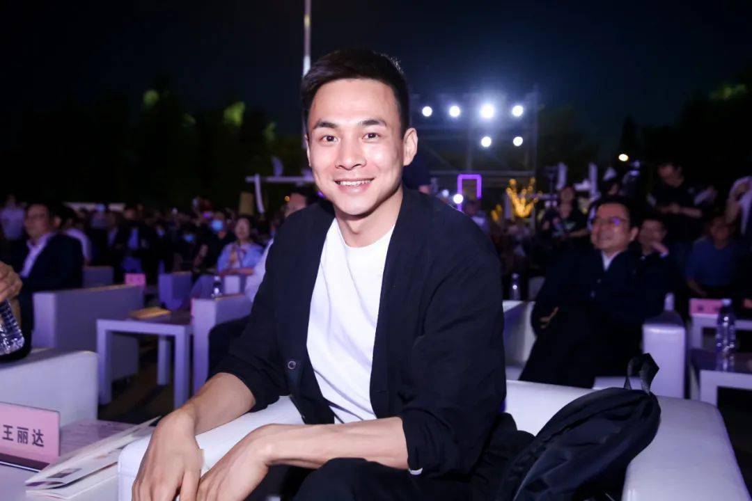 梅花奖演员楼胜李晓旭吴美莲获奖后首谈家人连线音频