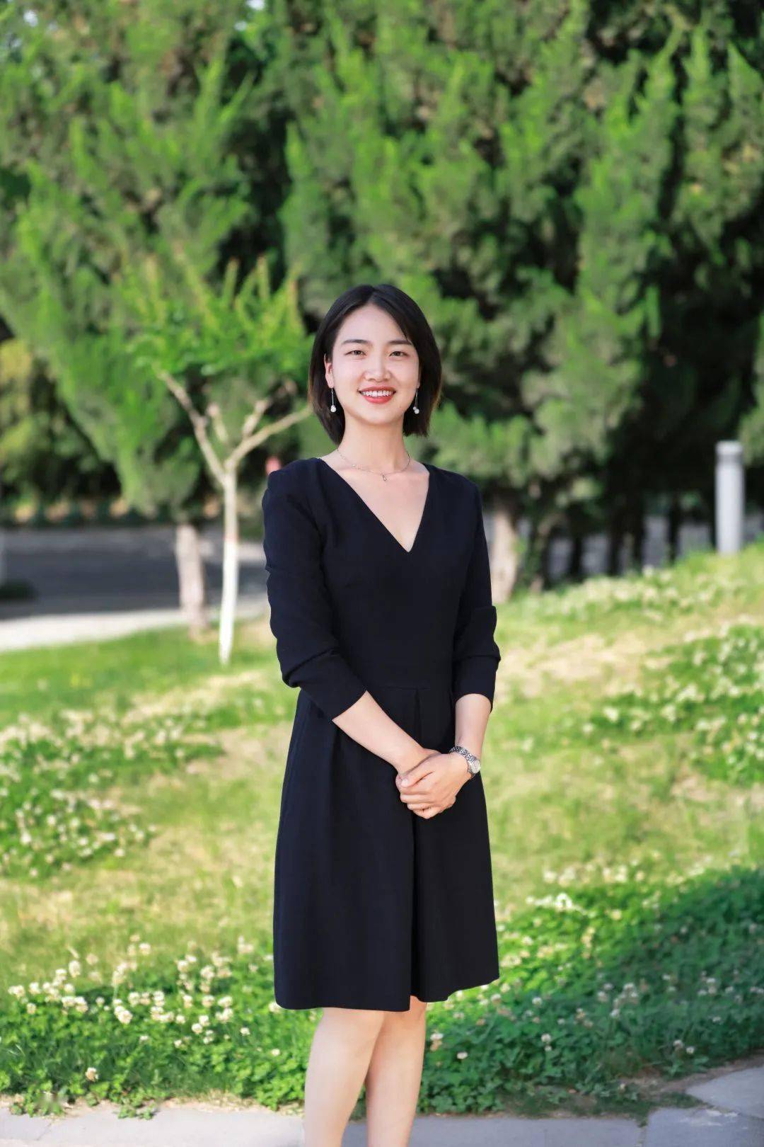 陕西师范大学学生心理健康指导中心专职教师周全丽高中时就有从军梦