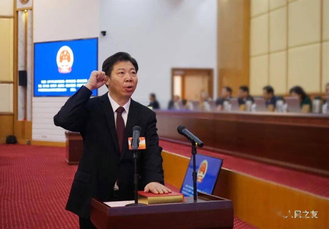 毛腾飞任湖南省工业和信息化厅厅长