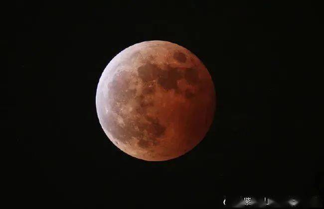 就在此刻，超级红月亮与月全食今晚上演！肉眼就能观测！