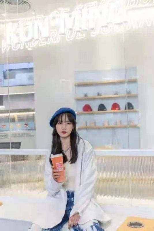 拍奶茶怎么拍高级 008efd71bdbe4a29b4d1ec7b90850f4d.jpeg