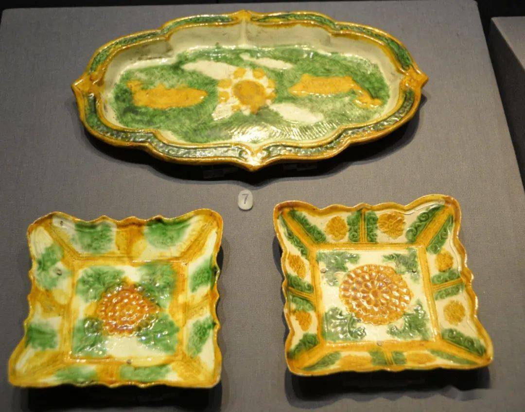 孟和套格套分享内蒙古博物院大辽契丹67辽代瓷器艺术欣赏下篇