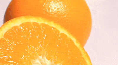 "水润之外的感觉就是甜,胜似蜜糖的甜润,入喉入心,清冽开胃.