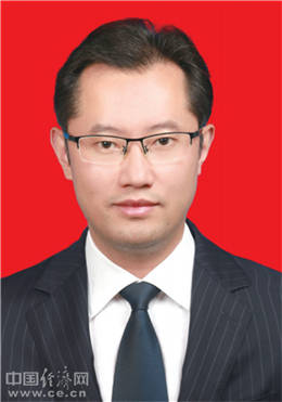 高鹏凌当选巴中市市长(图|简历)