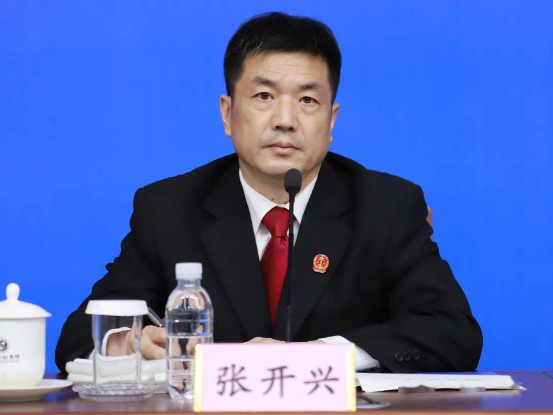 齐鲁晚报记者:秦秀春答:三年专项斗争,我省各级纪检监察机关围绕"惩腐