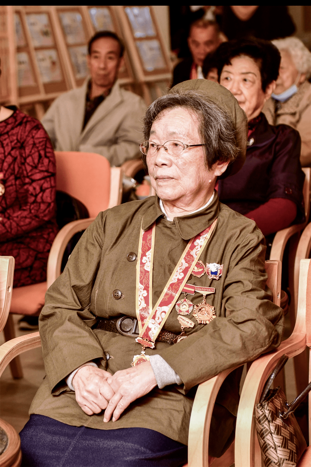 百年红色医路前行⑤89岁老护士吴锦华20岁我在抗美援朝战场巡逻