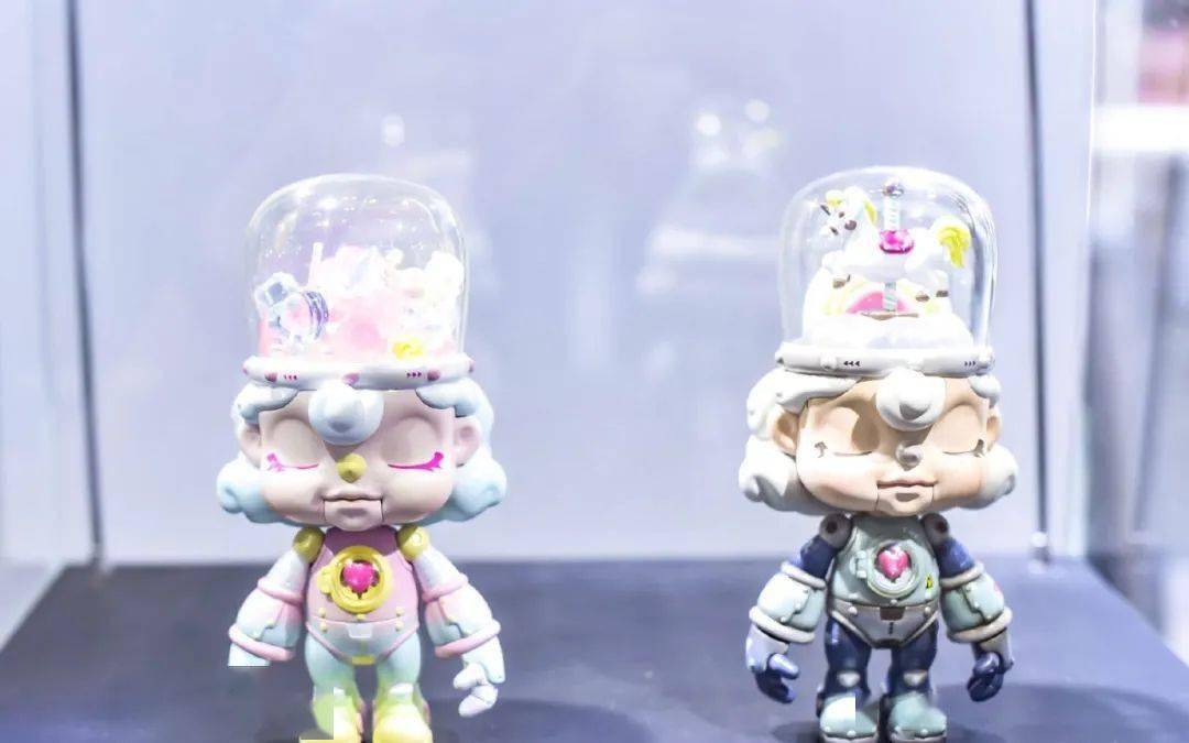 潮流 丨 潮玩不止娱乐：全球潮玩集合店TOP TOY助力传统文化破圈！_产品
