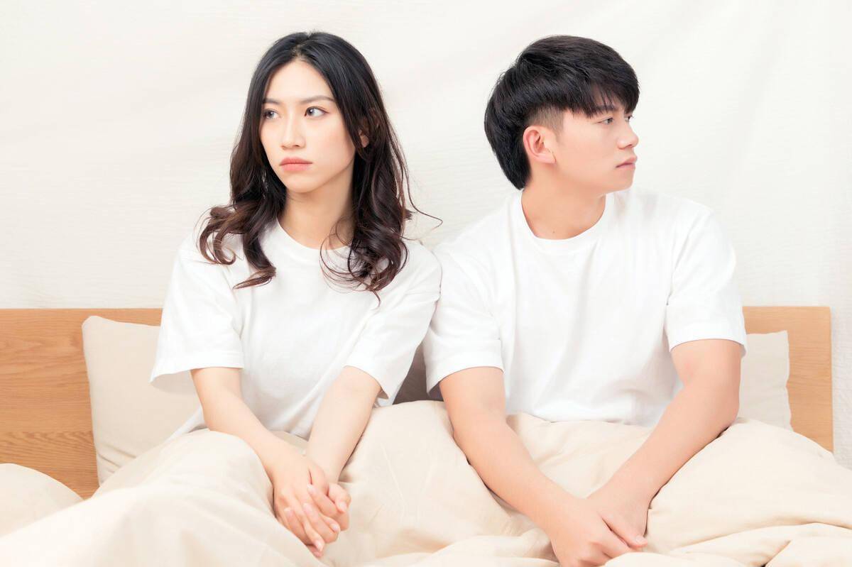 28岁小老公要让33岁老婆能怀孕才能结婚 33岁的女人结婚晚不晚 自媒体热点
