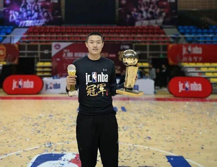 凉山,篮球大热_阿木