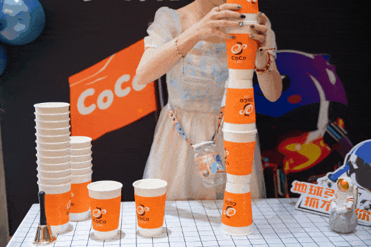 coco都可历24年潮爆天带上这瓶快乐星球水上火星蹦迪