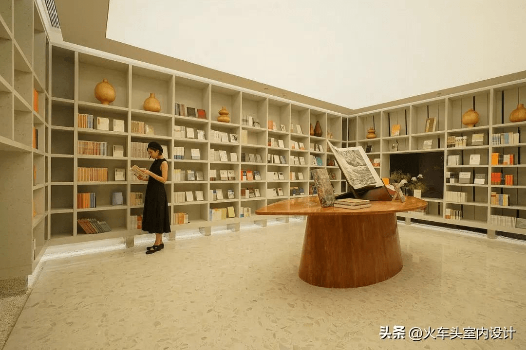 俞挺丨藏在浮华闹市中的神秘书店:二酉_空间